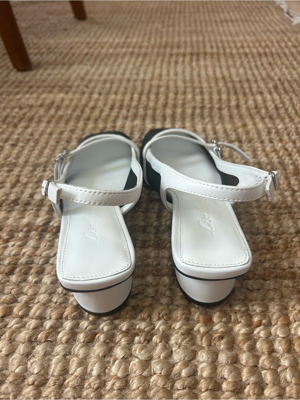 Lisa Says Gah Black Mesh and White Trim Slingback Pumps - Picture 4 of 5